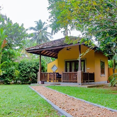 Birds Paradise Cabanas Unawatuna Bagian luar foto