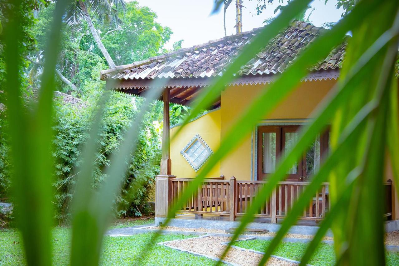Birds Paradise Cabanas Unawatuna Bagian luar foto